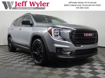 Used 2023 GMC Terrain SLE w/ Driver Convenience Package