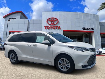Certified 2021 Toyota Sienna Limited