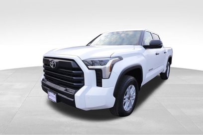 New 2025 Toyota Tundra SR5