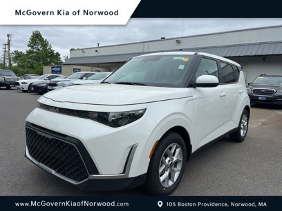 New 2025 Kia Soul LX w/ LX Technology Package