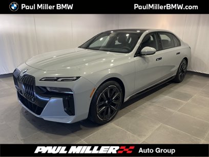 New 2025 BMW 740i xDrive