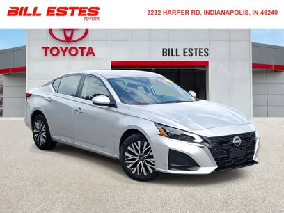 Used 2023 Nissan Altima 2.5 SV
