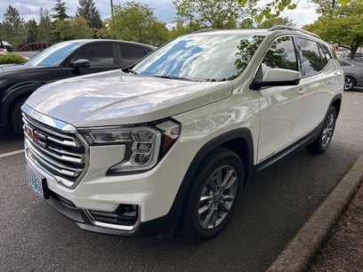 Used 2022 GMC Terrain SLT