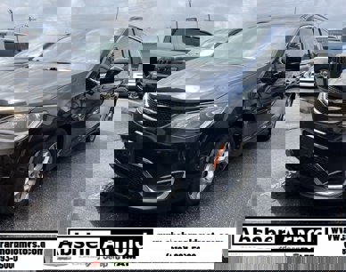 Used 2020 Chrysler Pacifica Touring w/ Tire & Wheel Group