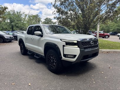 Used 2025 Nissan Frontier SL