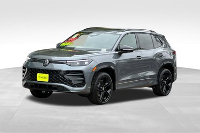 New 2025 Volkswagen Tiguan SE R-Line