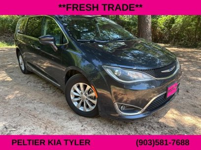 Used 2019 Chrysler Pacifica Touring-L