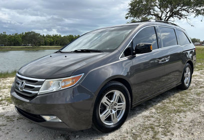 Used 2013 Honda Odyssey Touring Elite