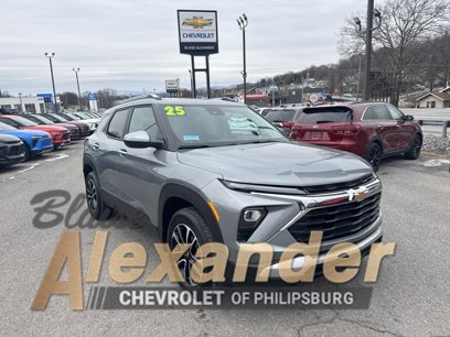 New 2025 Chevrolet TrailBlazer LT w/ Convenience Package