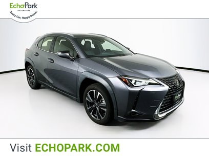 Used 2020 Lexus UX 200 w/ Accessory Package 2