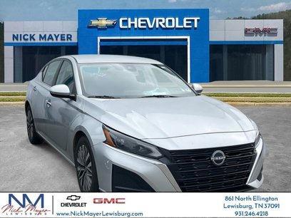 Used 2023 Nissan Altima 2.5 SV