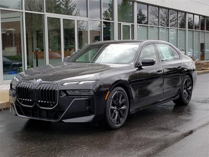 New 2025 BMW 760i xDrive