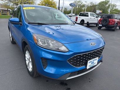 Used 2021 Ford Escape SE w/ Convenience Package