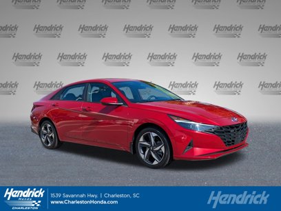 Used 2023 Hyundai Elantra SEL w/ Convenience Package