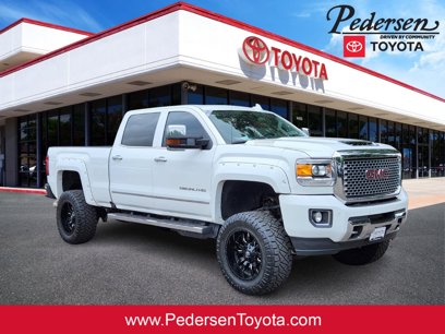 Used 2017 GMC Sierra 2500 Denali w/ Duramax Plus Package