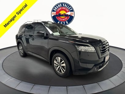 Used 2022 Nissan Pathfinder SL w/ SL Black Package