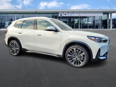 New 2025 BMW X1 xDrive28i w/ Premium Package