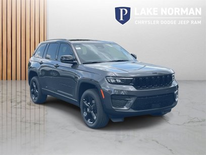New 2025 Jeep Grand Cherokee Altitude