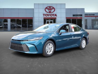 New 2025 Toyota Camry LE