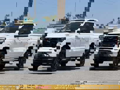 New 2025 Chevrolet Colorado Z71 w/ Midnight Edition