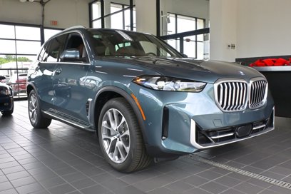 New 2026 BMW X5 xDrive50e w/ Premium Package