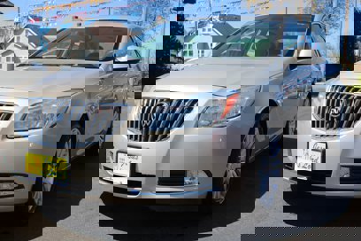 Used 2011 Buick Regal CXL w/ RL2 Preferred Equipment Group