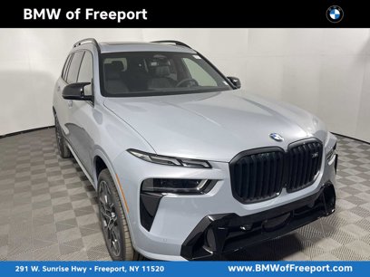 New 2025 BMW X7 M60i w/ Executive Package