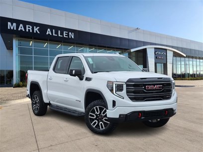 New 2025 GMC Sierra 1500 AT4 w/ AT4 Premium Package