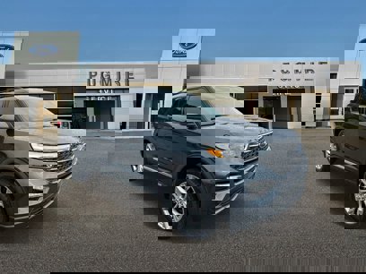 Certified 2022 Ford Explorer XLT w/ Equipment Group 202A