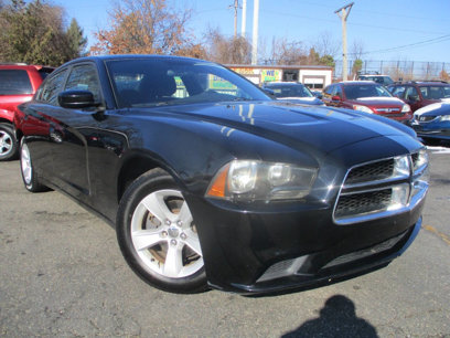 Used 2013 Dodge Charger SE
