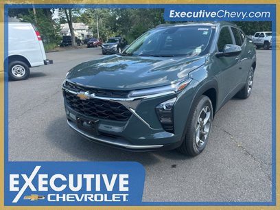 New 2025 Chevrolet Trax LT w/ Driver Confidence Package