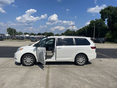 Used 2017 Toyota Sienna XLE