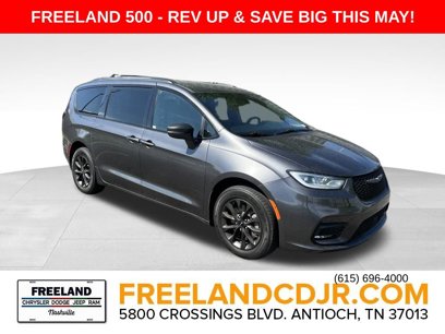 Used 2022 Chrysler Pacifica Touring-L w/ S Appearance Package