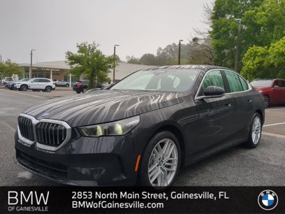New 2025 BMW 530i w/ Premium Package