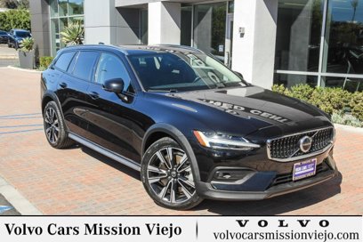 Certified 2023 Volvo V60 B5 Cross Country Ultimate