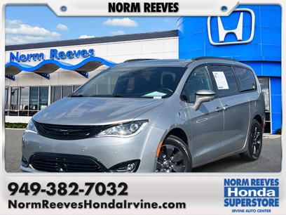 Used 2019 Chrysler Pacifica Limited w/ Advanced Safetytec Group