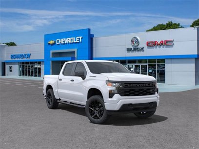 New 2025 Chevrolet Silverado 1500 Custom w/ Turbomax Blackout Package
