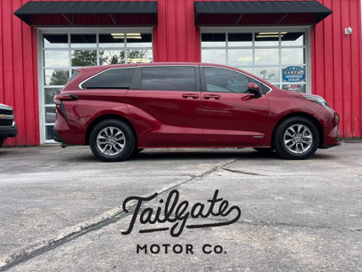 Used 2021 Toyota Sienna LE
