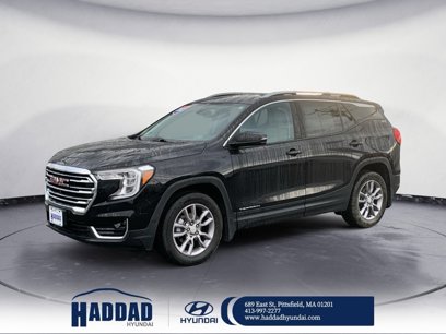 Used 2022 GMC Terrain SLT w/ Tech Package