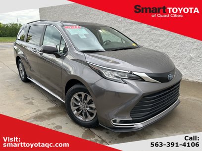 Used 2023 Toyota Sienna XLE