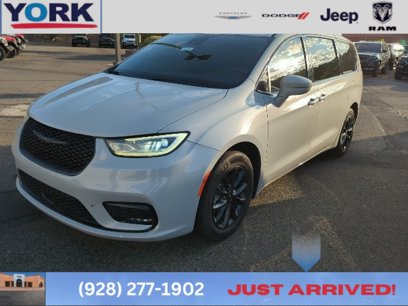 Certified 2021 Chrysler Pacifica Touring w/ S Appearance Package