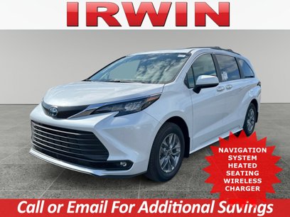 New 2025 Toyota Sienna XLE