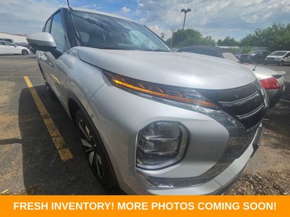Used 2025 Mitsubishi Outlander SE