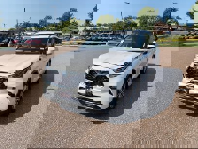 Used 2021 Toyota Highlander Platinum