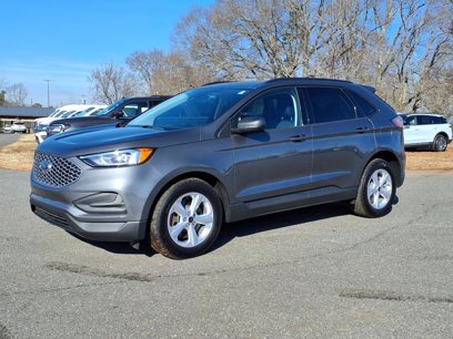 New 2024 Ford Edge SE