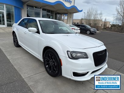 Used 2022 Chrysler 300 Touring