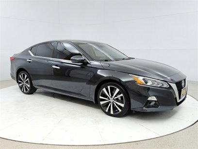Used 2022 Nissan Altima 2.5 Platinum