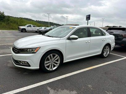 Used 2018 Volkswagen Passat 2.0T SE