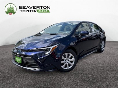 New 2025 Toyota Corolla LE