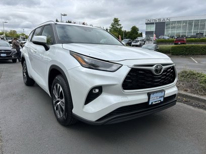 Used 2023 Toyota Highlander L
